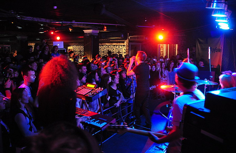 click for enlarge 900 X 583 155,6 Kb picture