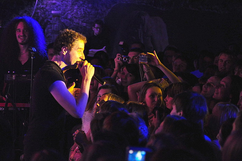 click for enlarge 900 X 598 128,2 Kb picture