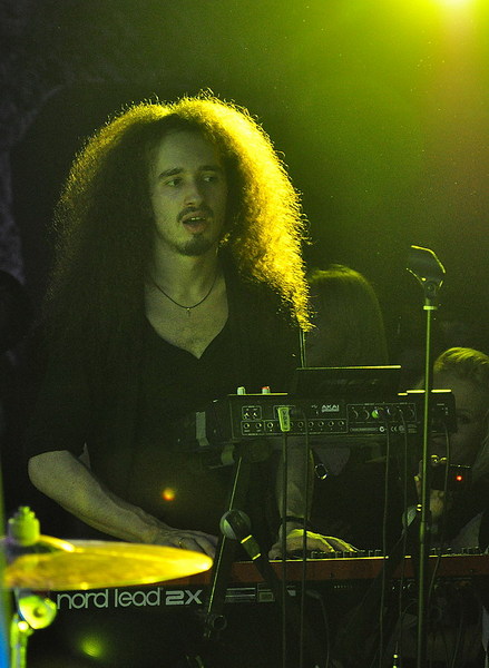 click for enlarge 659 X 900 141,5 Kb picture