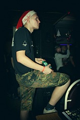 click for enlarge 402 X 604  43,6 Kb picture