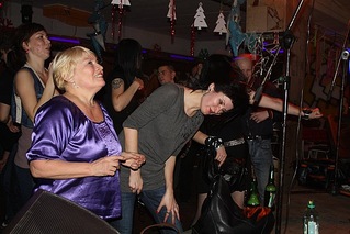 click for enlarge 604 X 403  77,5 Kb picture