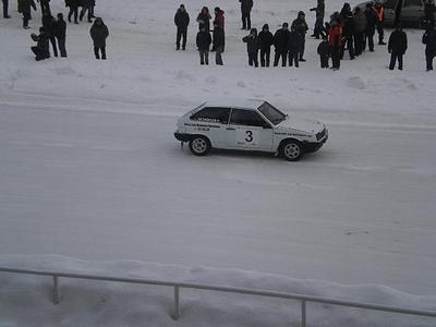 click for enlarge 640 X 480  29,9 Kb picture