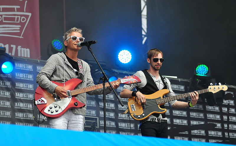 click for enlarge 1000 X 620 169,2 Kb picture