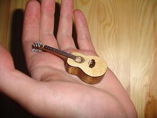 click for enlarge 1024 X 768  66,6 Kb picture