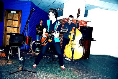 click for enlarge 700 X 469 146,3 Kb picture