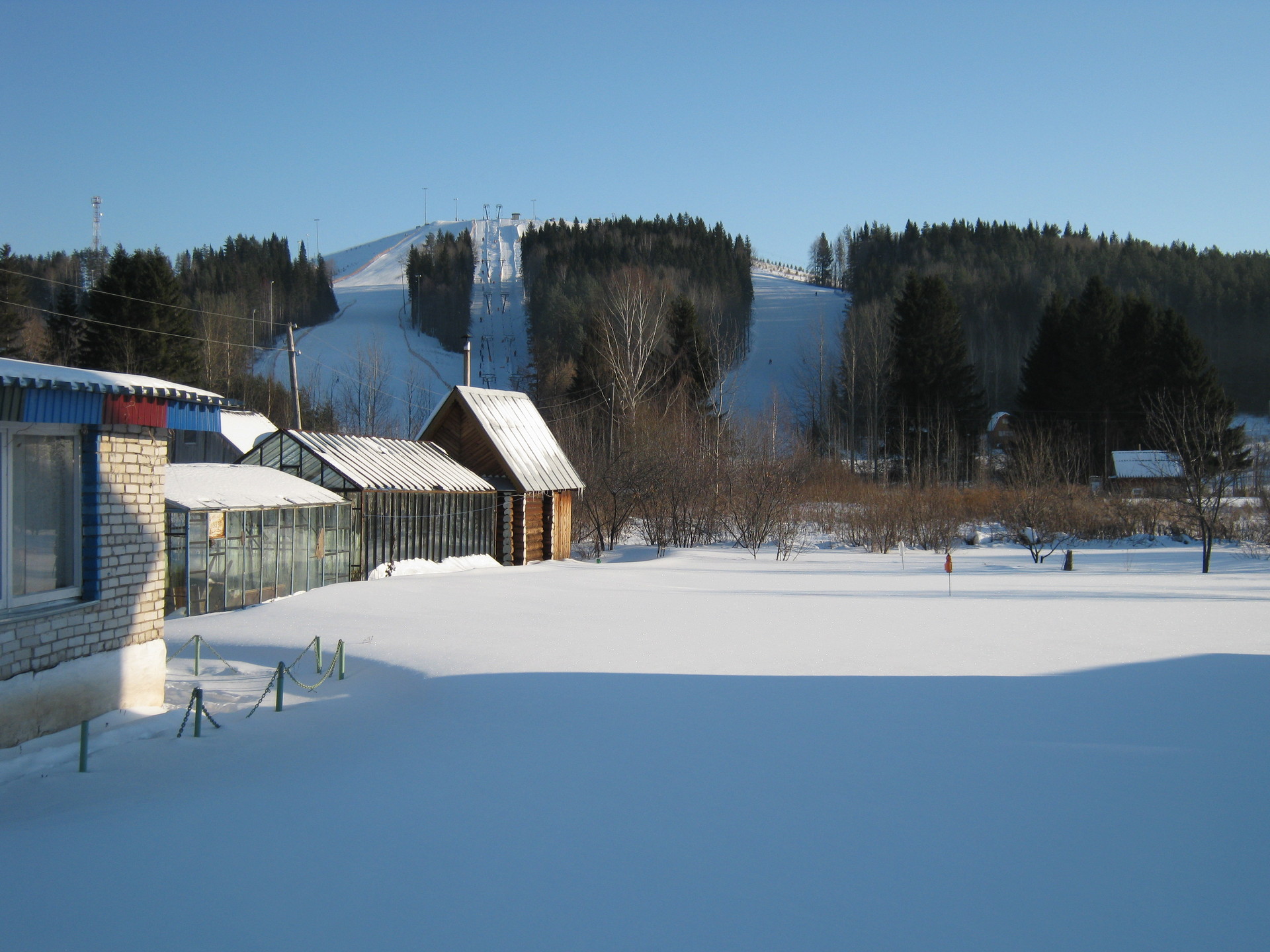 ижевск горнолыжный курорт чекерил