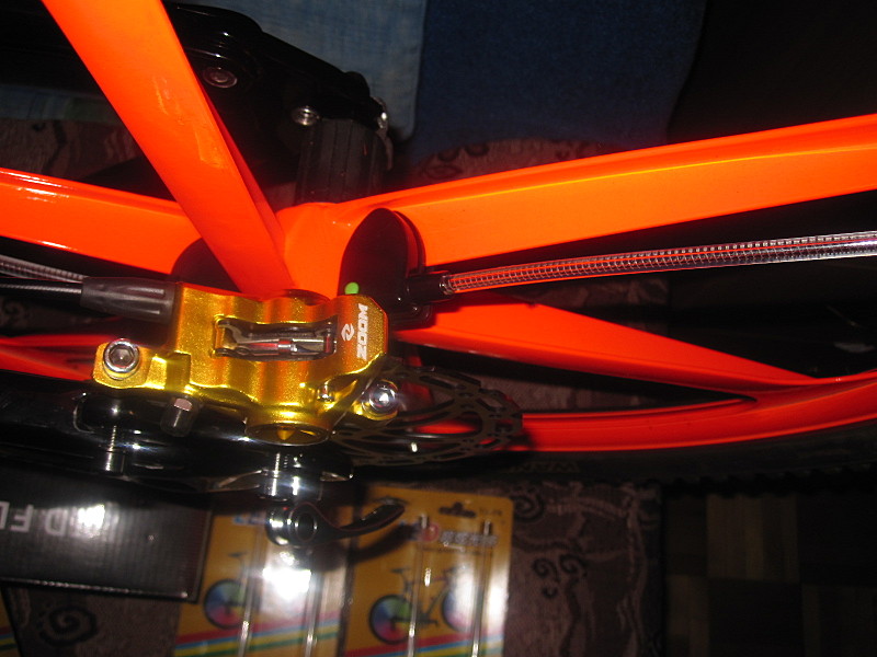 click for enlarge 1600 X 1200 376,4 Kb picture