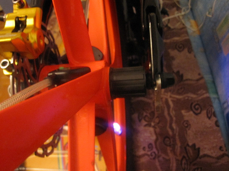 click for enlarge 1600 X 1200 539,4 Kb picture