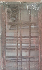 click for enlarge 240 X 400  47,8 Kb picture
