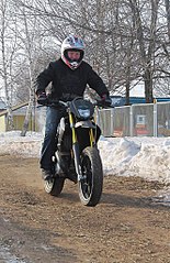 click for enlarge 664 X 1024 268,3 Kb picture