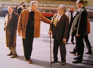 click for enlarge 500 X 365 48,5 Kb picture