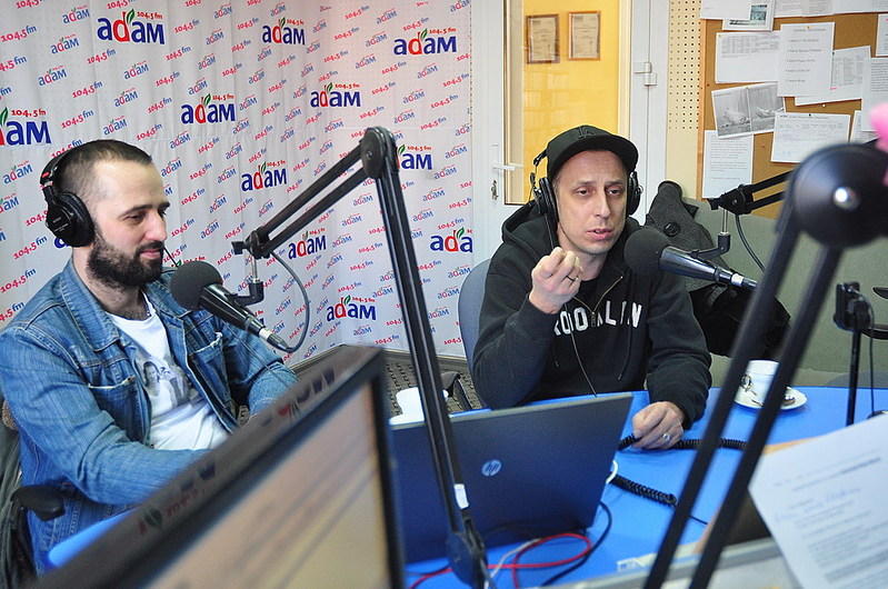 click for enlarge 1000 X 663 224,2 Kb picture