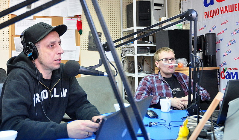 click for enlarge 1000 X 587 211,4 Kb picture