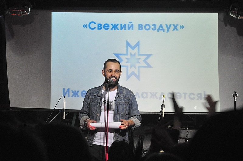 click for enlarge 1000 X 661 118,3 Kb picture