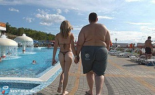 click for enlarge 695 X 427  82,1 Kb picture