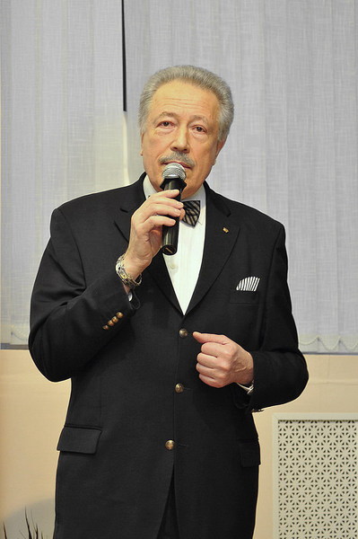 click for enlarge 665 X 1000 121,7 Kb picture