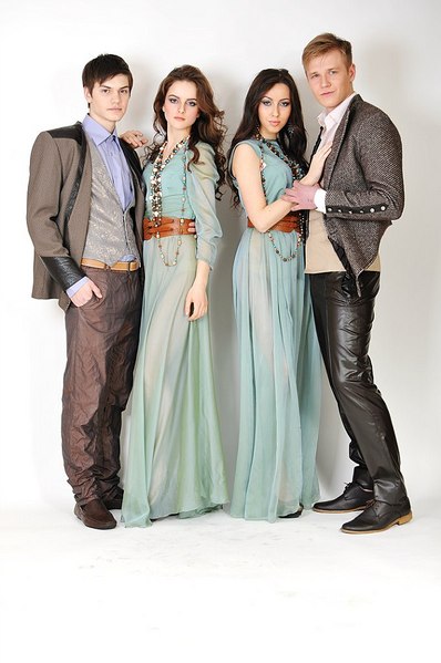 click for enlarge 680 X 1024 107,0 Kb picture