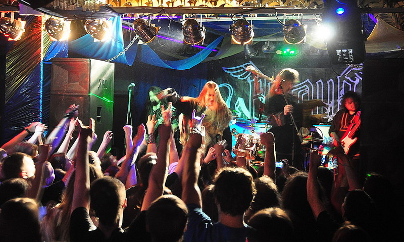 click for enlarge 1000 X 599 227,7 Kb picture