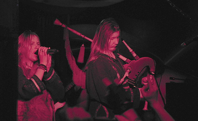 click for enlarge 1000 X 612 131,1 Kb picture