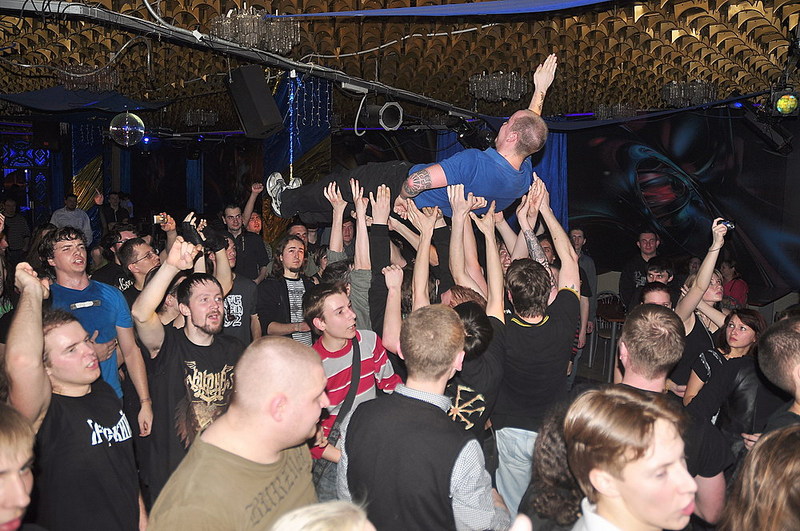 click for enlarge 1000 X 664 236,5 Kb picture