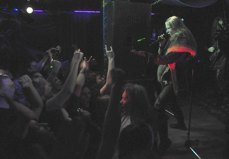 click for enlarge 1000 X 696 143,4 Kb picture