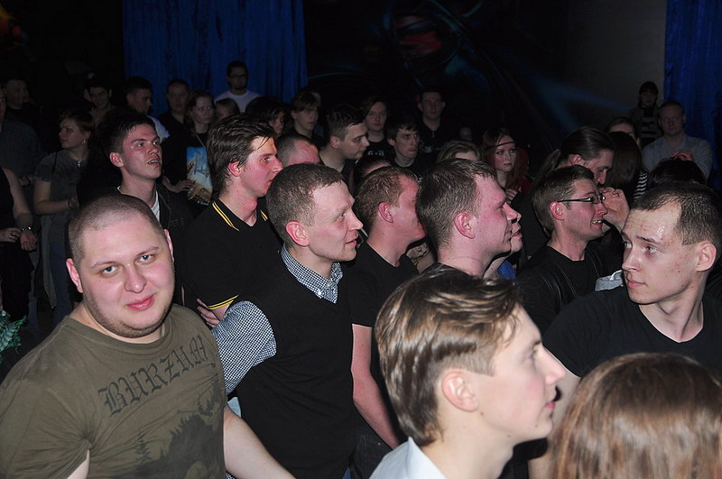 click for enlarge 1000 X 664 147,3 Kb picture