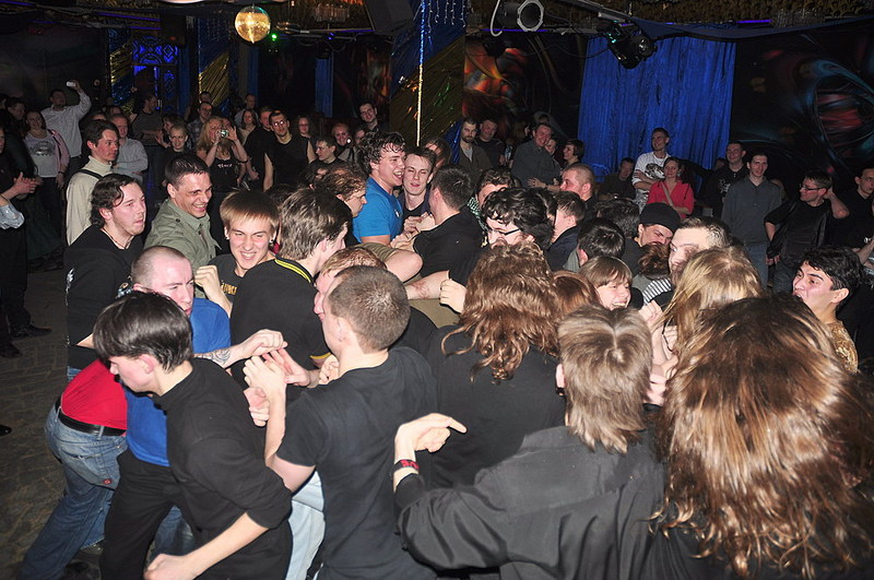 click for enlarge 1000 X 664 207,6 Kb picture