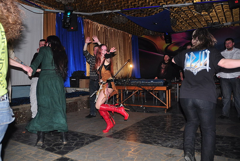 click for enlarge 1000 X 670 216,0 Kb picture