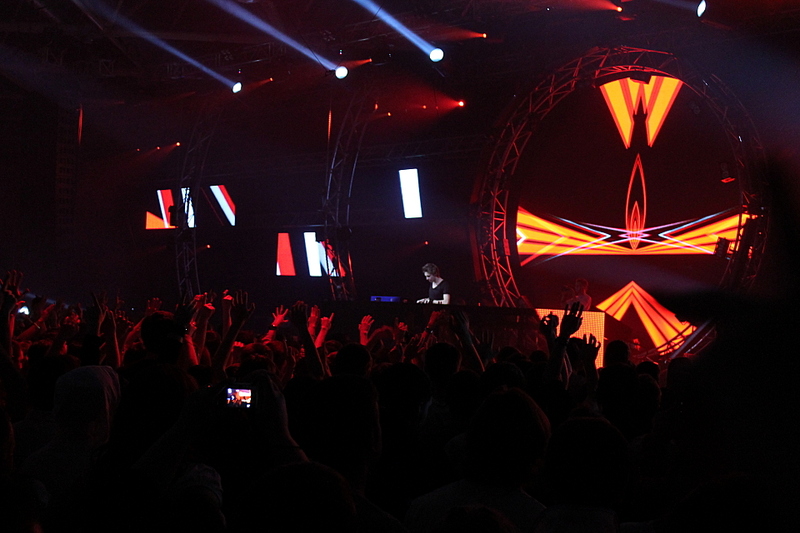 click for enlarge 1920 X 1280 831,2 Kb picture