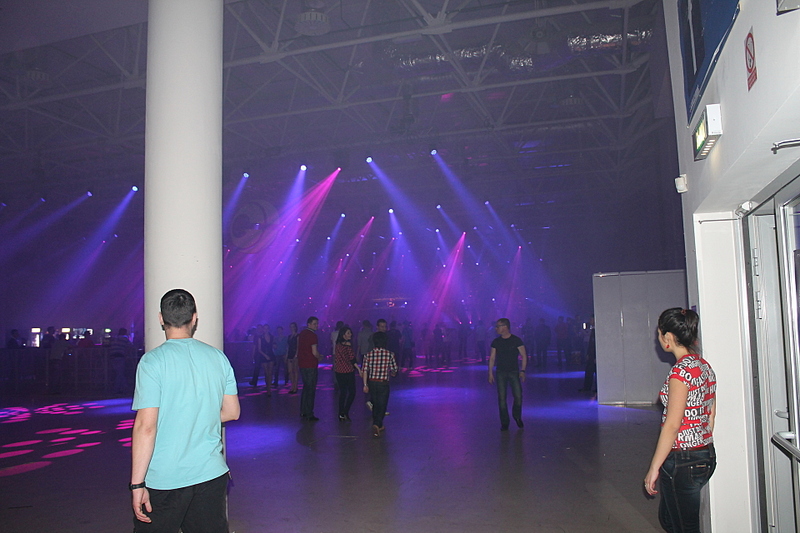 click for enlarge 1920 X 1280 936,6 Kb picture