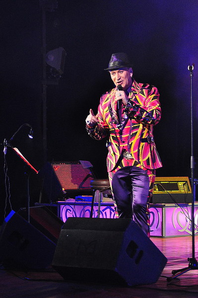 click for enlarge 665 X 1000 175,3 Kb picture