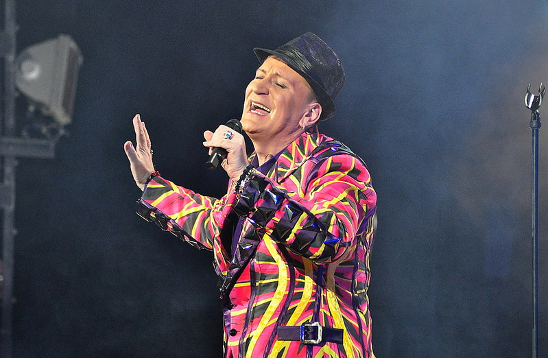 click for enlarge 1000 X 653 190,7 Kb picture