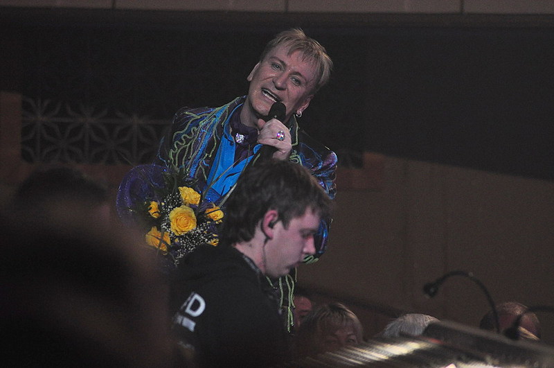 click for enlarge 1000 X 664 111,7 Kb picture