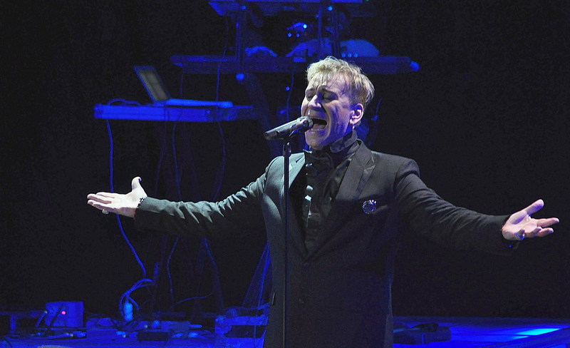 click for enlarge 1000 X 610 114,0 Kb picture