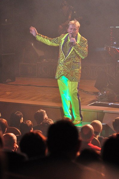 click for enlarge 664 X 1000 151,7 Kb picture