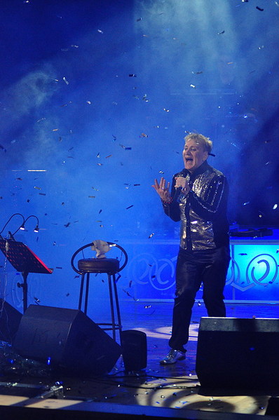 click for enlarge 664 X 1000 159,2 Kb picture