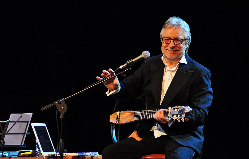 click for enlarge 1000 X 640 101,8 Kb picture