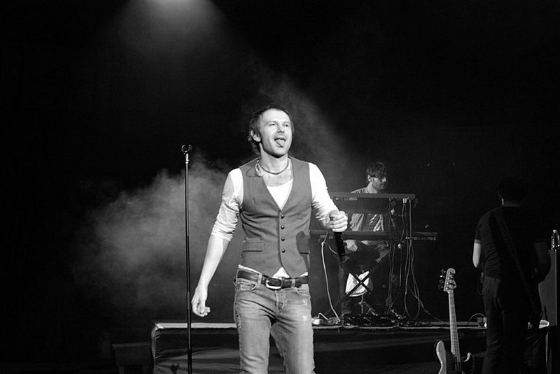 click for enlarge 807 X 540  45,1 Kb picture