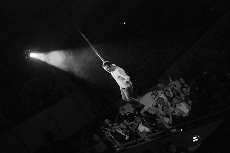 click for enlarge 807 X 540  41,1 Kb picture