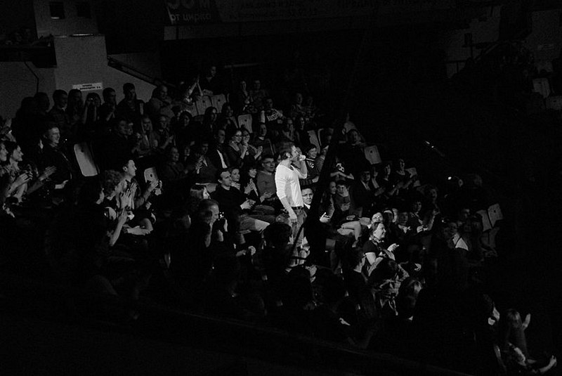 click for enlarge 807 X 540  49,6 Kb picture