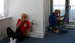 click for enlarge 600 X 341  39,2 Kb picture