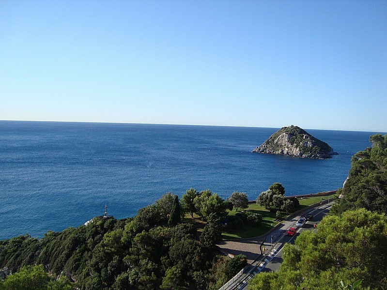 click for enlarge 807 X 605 130,9 Kb picture