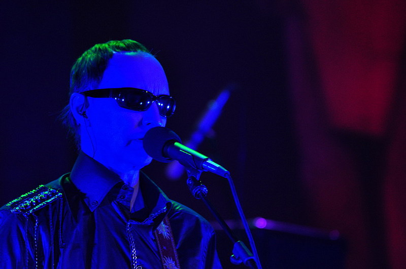 click for enlarge 1000 X 664 99,5 Kb picture