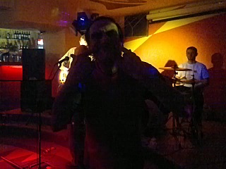 click for enlarge 640 X 480  41,1 Kb picture