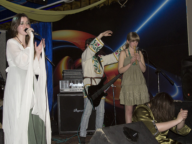 click for enlarge 1920 X 1440 628,6 Kb picture