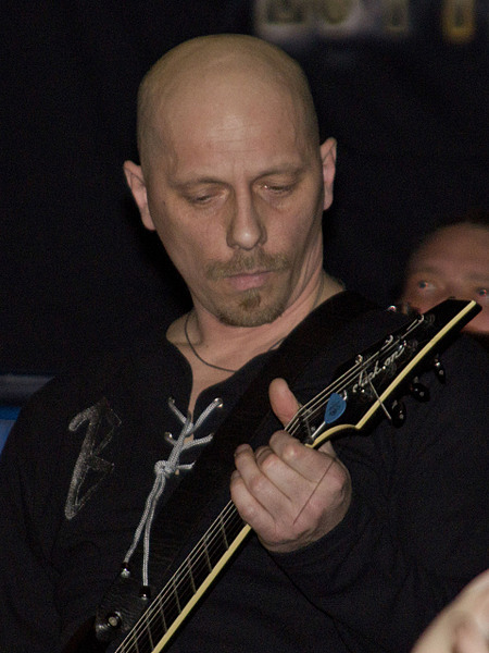 click for enlarge 1920 X 2560 474,6 Kb picture