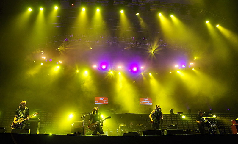 click for enlarge 1000 X 605 127,3 Kb picture