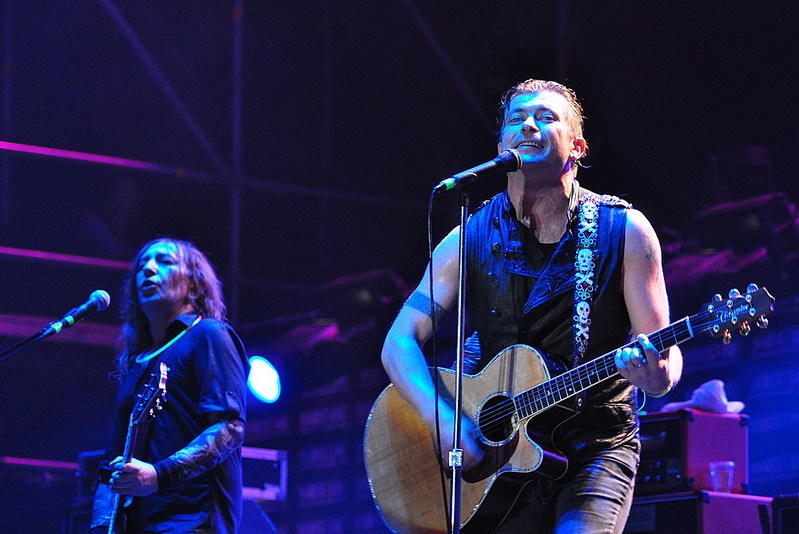 click for enlarge 1000 X 668 167,5 Kb picture