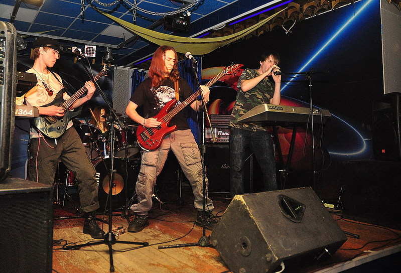 click for enlarge 1000 X 681 245,2 Kb picture