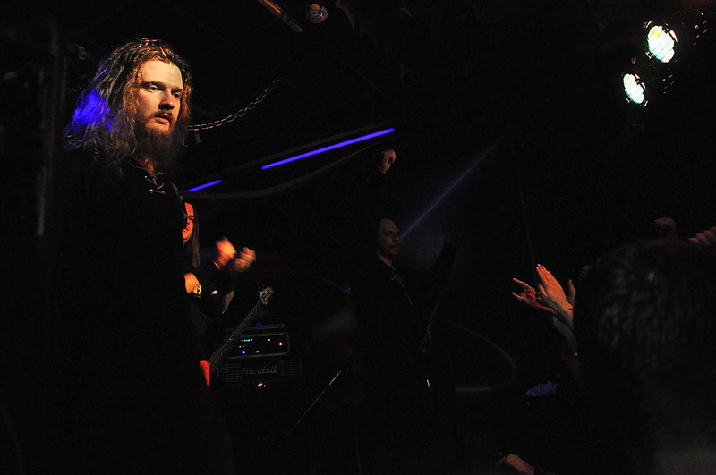 click for enlarge 1000 X 664 86,8 Kb picture